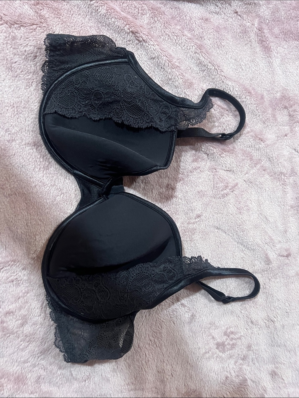 Victoria's Secret Black Lace Demi Bra - Picture 1 of 12